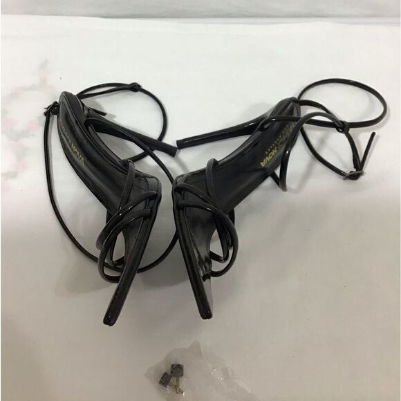 Fashion Nova Black Point You In The Right Direction Pointed Toe Sandal Size 8 - Picture 5 of 8